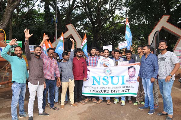 ಇಂಧನ ಬೆಲೆ ಹೆಚ್ಚಳ ಖಂಡಿಸಿ ಎನ್ ಎಸ್ ಯುಐ ಪ್ರತಿಭಟನೆ